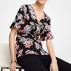 Ann Taylor NWT Garden Floral Print Tie Wrap Top XS